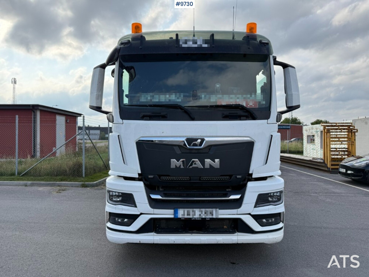 Hook lift MAN TGS 26.510 with crane flatbed and gravel flatbed - Kamion sa hidrauličnom kukom: slika 3 Hook lift MAN TGS 26.510 with crane flatbed and gravel flatbed - Kamion sa hidrauličnom kukom: slika 3