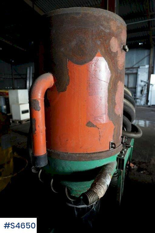Industrial Vacuum Cleaner - Industrijski usisivač: slika 2 Industrial Vacuum Cleaner - Industrijski usisivač: slika 2