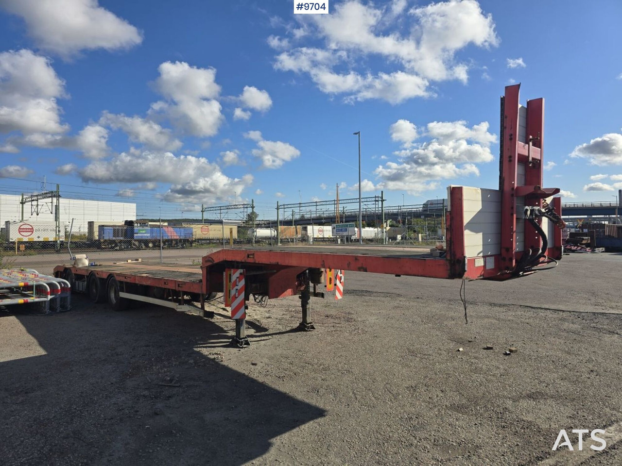 Jumbotrailer HRD NTG - Niska poluprikolica za prevoz: slika 1 Jumbotrailer HRD NTG - Niska poluprikolica za prevoz: slika 1