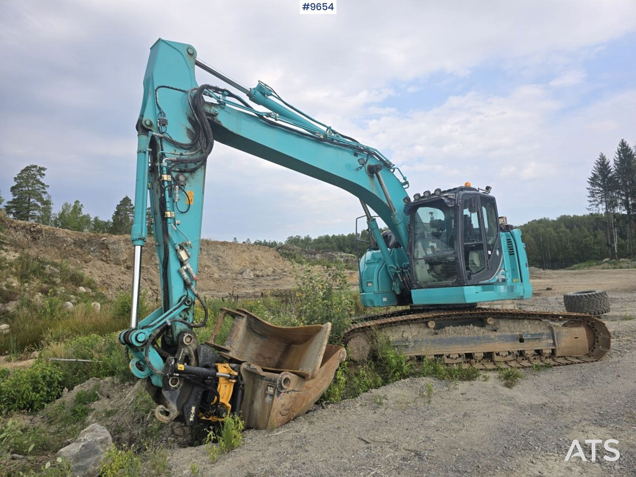 Kobelco SK230SRLC-5E with 3D machine control - Bager guseničar: slika 2 Kobelco SK230SRLC-5E with 3D machine control - Bager guseničar: slika 2
