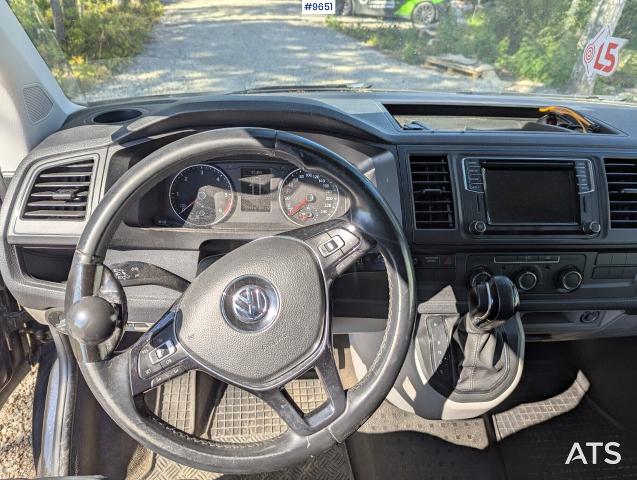 VW Transporter workshop fittings, double sliding doors - Korisno/ Posebno vozilo: slika 4 VW Transporter workshop fittings, double sliding doors - Korisno/ Posebno vozilo: slika 4