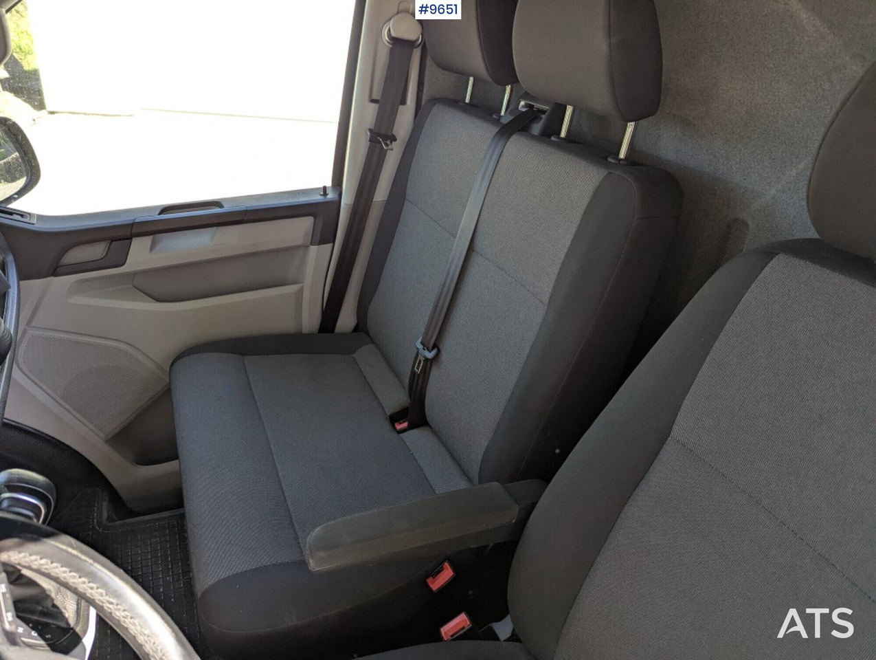 VW Transporter workshop fittings, double sliding doors - Korisno/ Posebno vozilo: slika 5 VW Transporter workshop fittings, double sliding doors - Korisno/ Posebno vozilo: slika 5