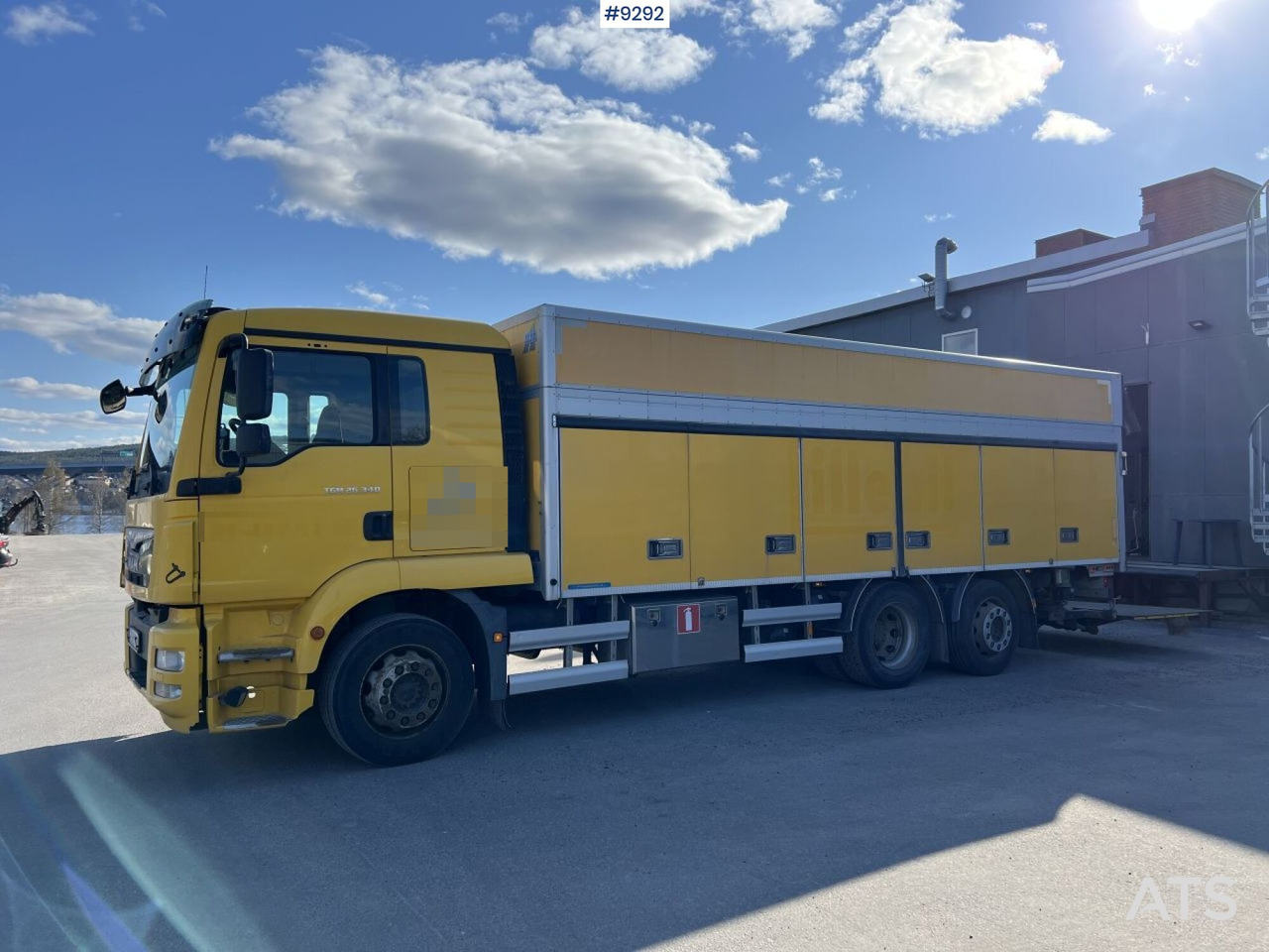 MAN TGM 26.340 6X2 Box truck - Kamion sa zatvorenim sandukom: slika 1 MAN TGM 26.340 6X2 Box truck - Kamion sa zatvorenim sandukom: slika 1