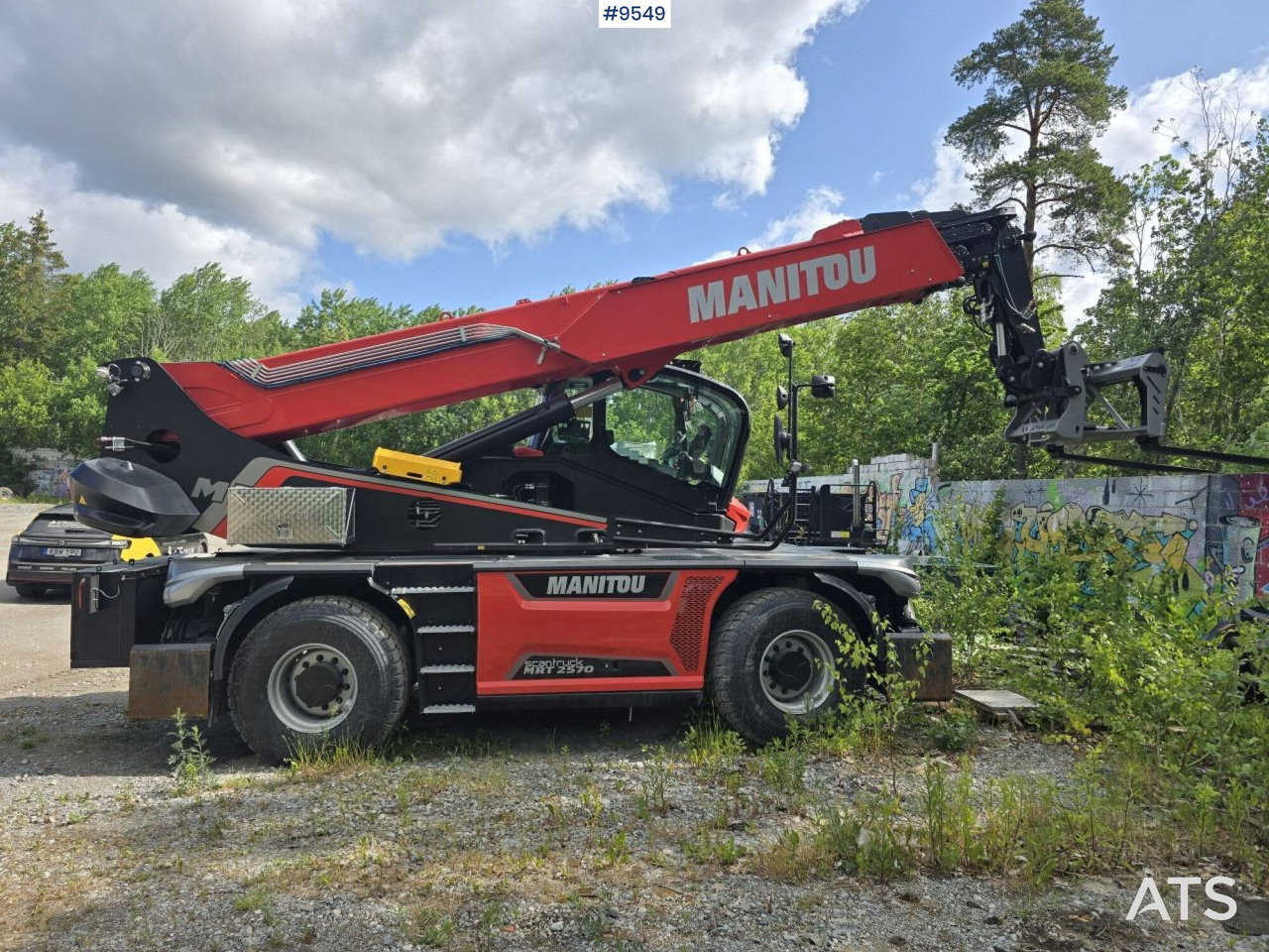 Manitou MRT 2570 Rotating Telescopic Handler - Teleskopski upravljač: slika 1 Manitou MRT 2570 Rotating Telescopic Handler - Teleskopski upravljač: slika 1