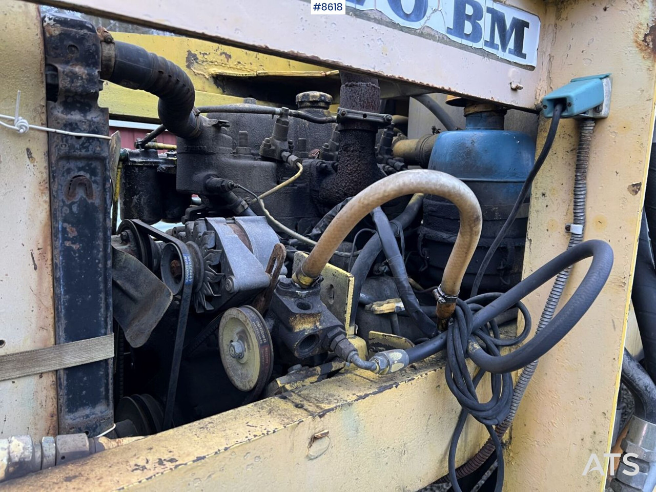 Rear Loader VOLVO BM 350 (SEE VIDEOS) - Utovarivač točkaš: slika 4 Rear Loader VOLVO BM 350 (SEE VIDEOS) - Utovarivač točkaš: slika 4