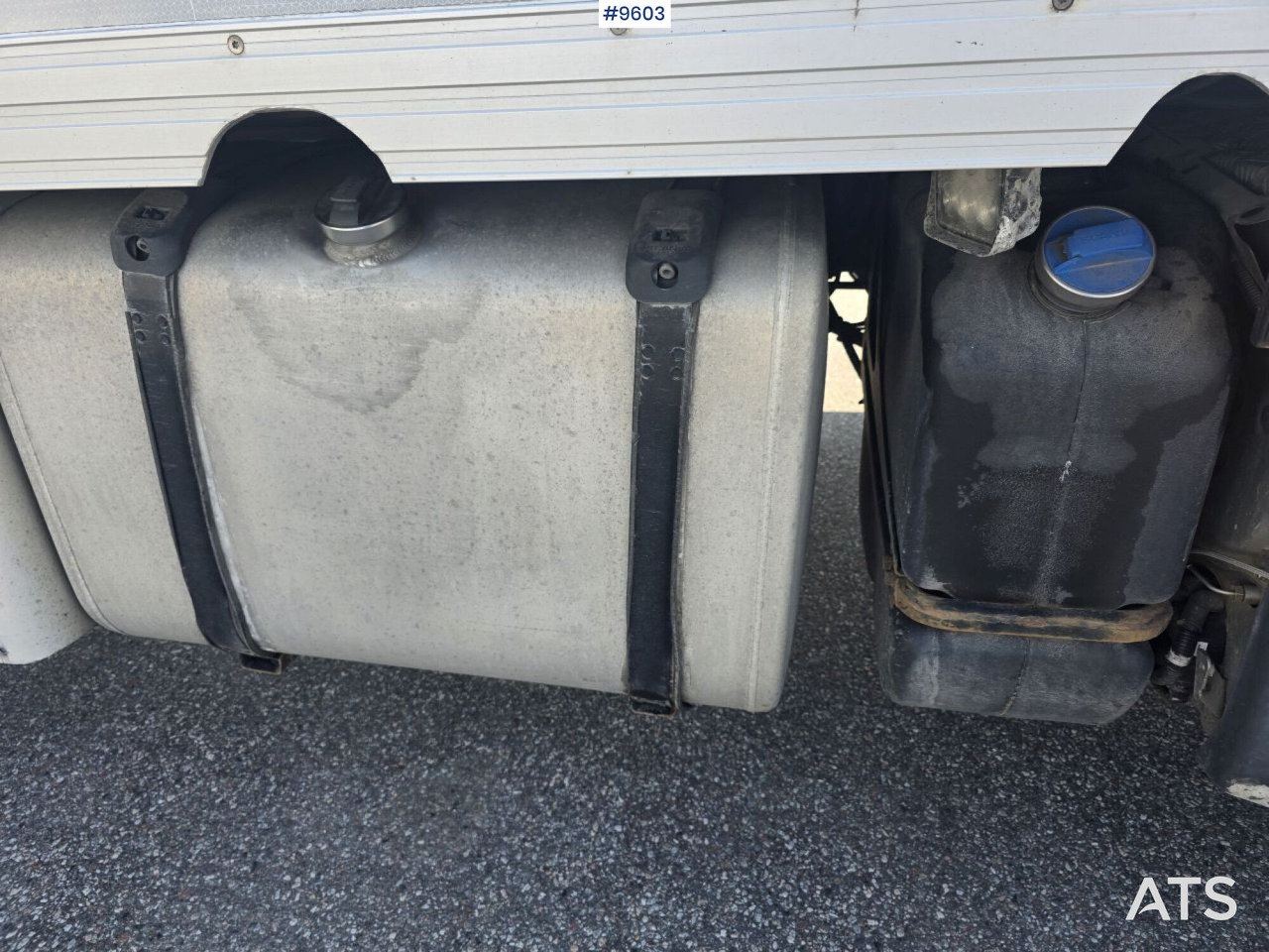 Kamion sa zatvorenim sandukom Scania P280 Skåpbil: slika 19