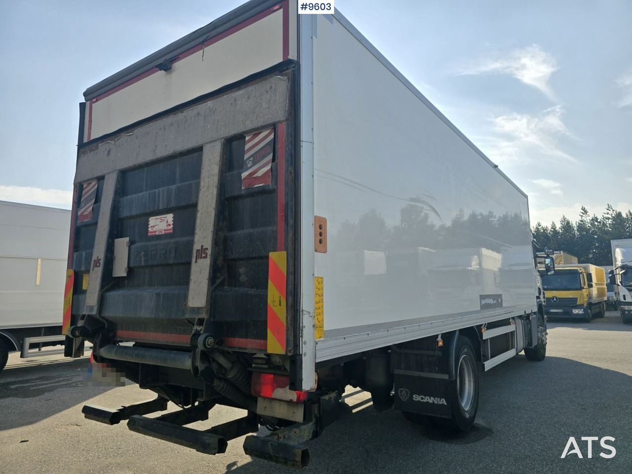 Scania P280 Skåpbil - Kamion sa zatvorenim sandukom: slika 4 Scania P280 Skåpbil - Kamion sa zatvorenim sandukom: slika 4