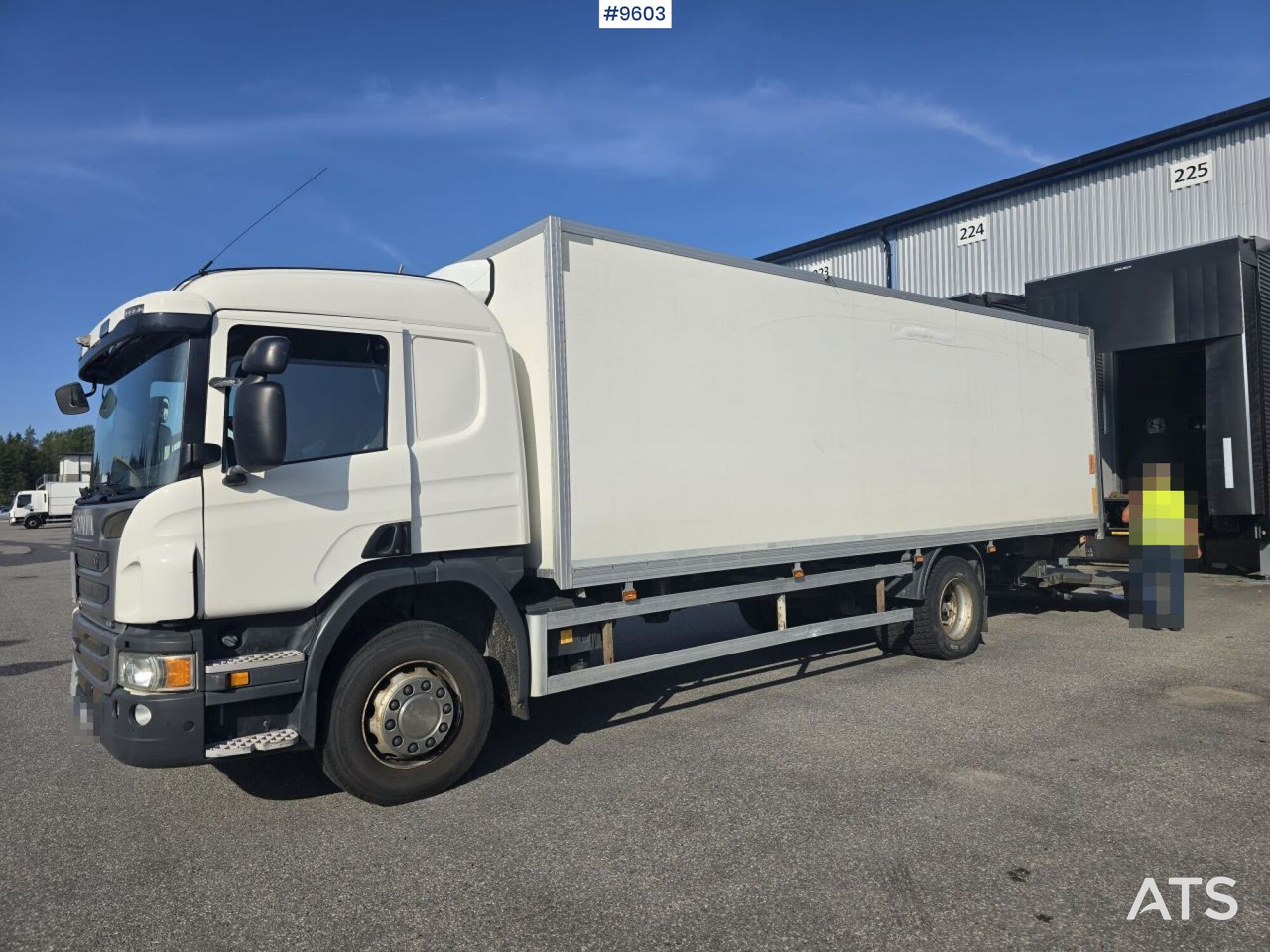 Scania P280 Skåpbil - Kamion sa zatvorenim sandukom: slika 1 Scania P280 Skåpbil - Kamion sa zatvorenim sandukom: slika 1