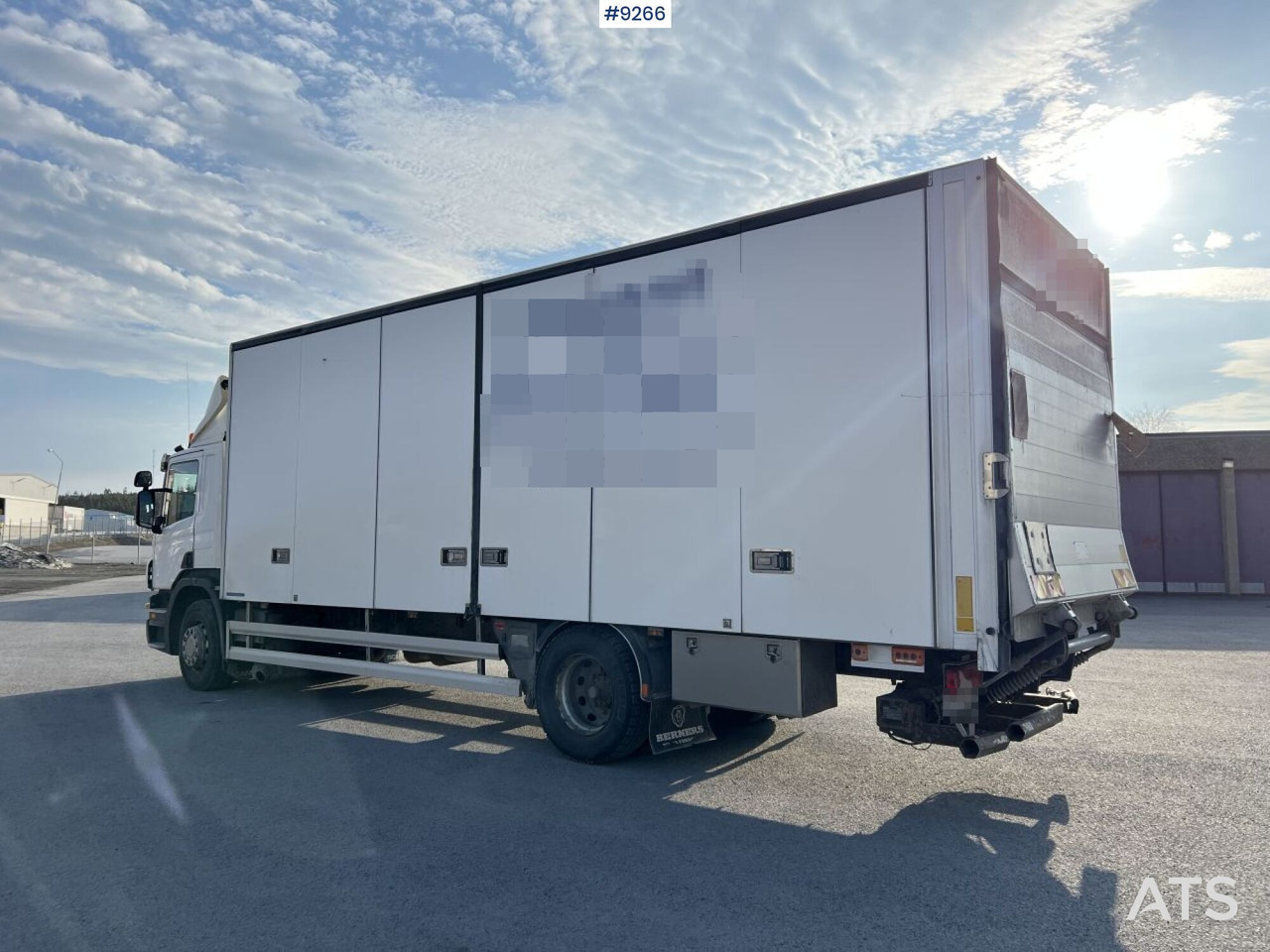 Scania P280 Van with tailgate lift - Kamion sa zatvorenim sandukom: slika 3 Scania P280 Van with tailgate lift - Kamion sa zatvorenim sandukom: slika 3