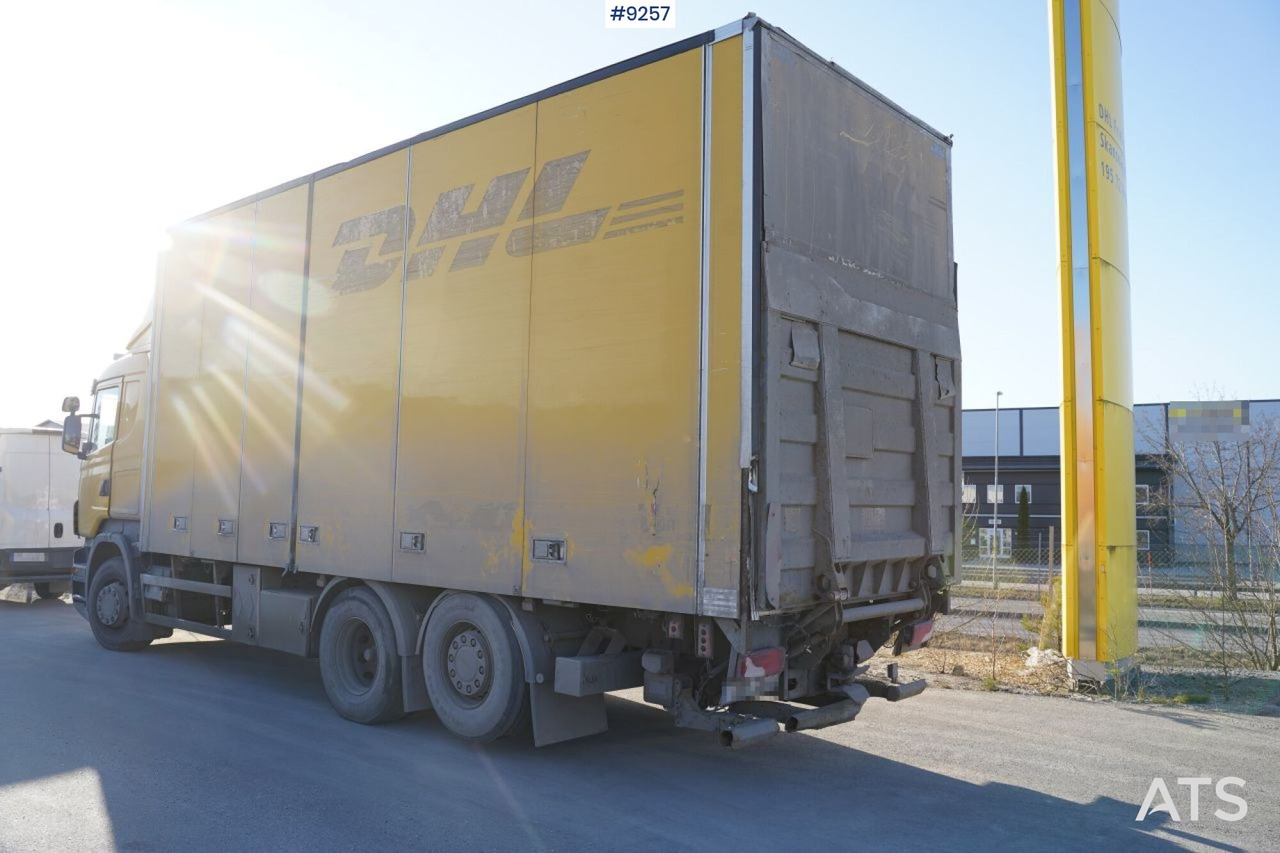 Scania R420 6x2 Box truck (SEE VIDEO) - Kamion sa zatvorenim sandukom: slika 3 Scania R420 6x2 Box truck (SEE VIDEO) - Kamion sa zatvorenim sandukom: slika 3