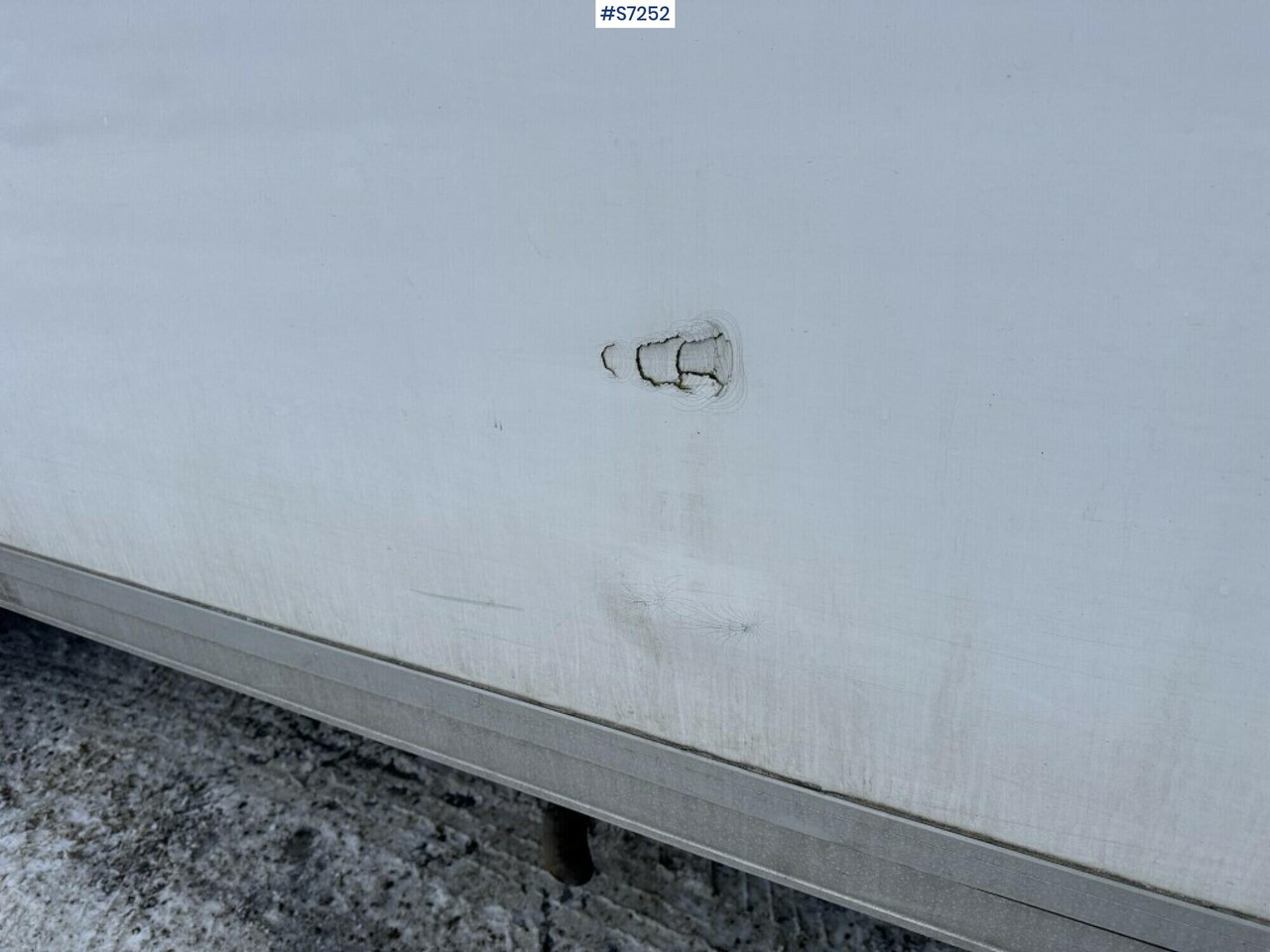 Dostavno vozilo sa zatvorenim sandukom Sprinter box truck Mercedes Benz  with Tailgate lift: slika 8