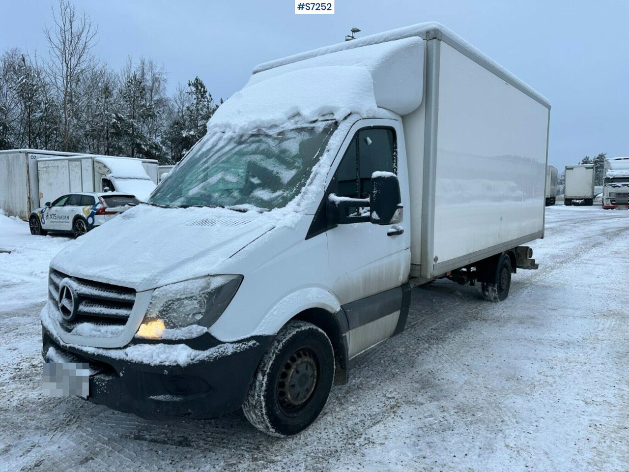 Sprinter box truck Mercedes Benz with Tailgate lift - Dostavno vozilo sa zatvorenim sandukom: slika 3 Sprinter box truck Mercedes Benz with Tailgate lift - Dostavno vozilo sa zatvorenim sandukom: slika 3