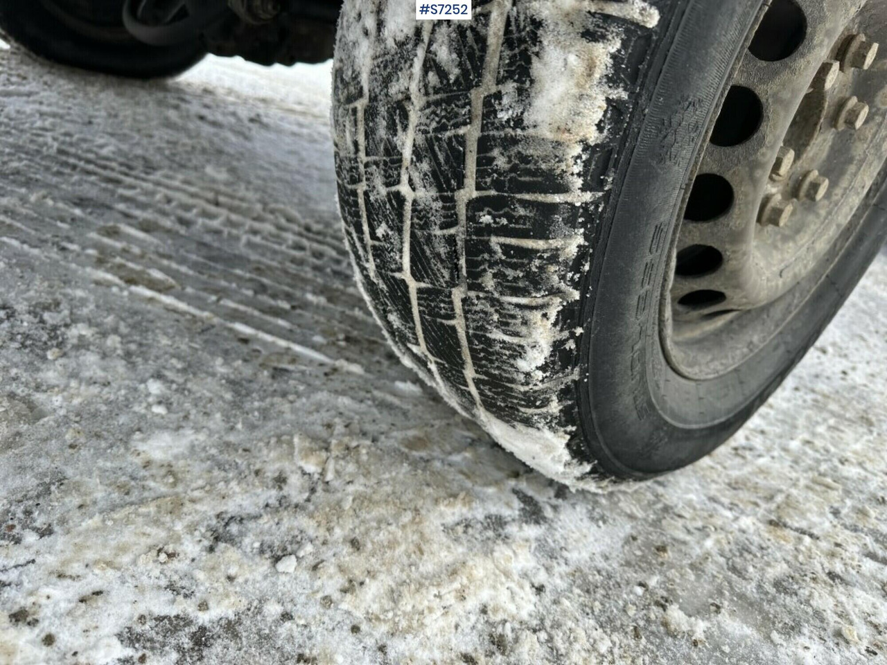 Dostavno vozilo sa zatvorenim sandukom Sprinter box truck Mercedes Benz  with Tailgate lift: slika 7