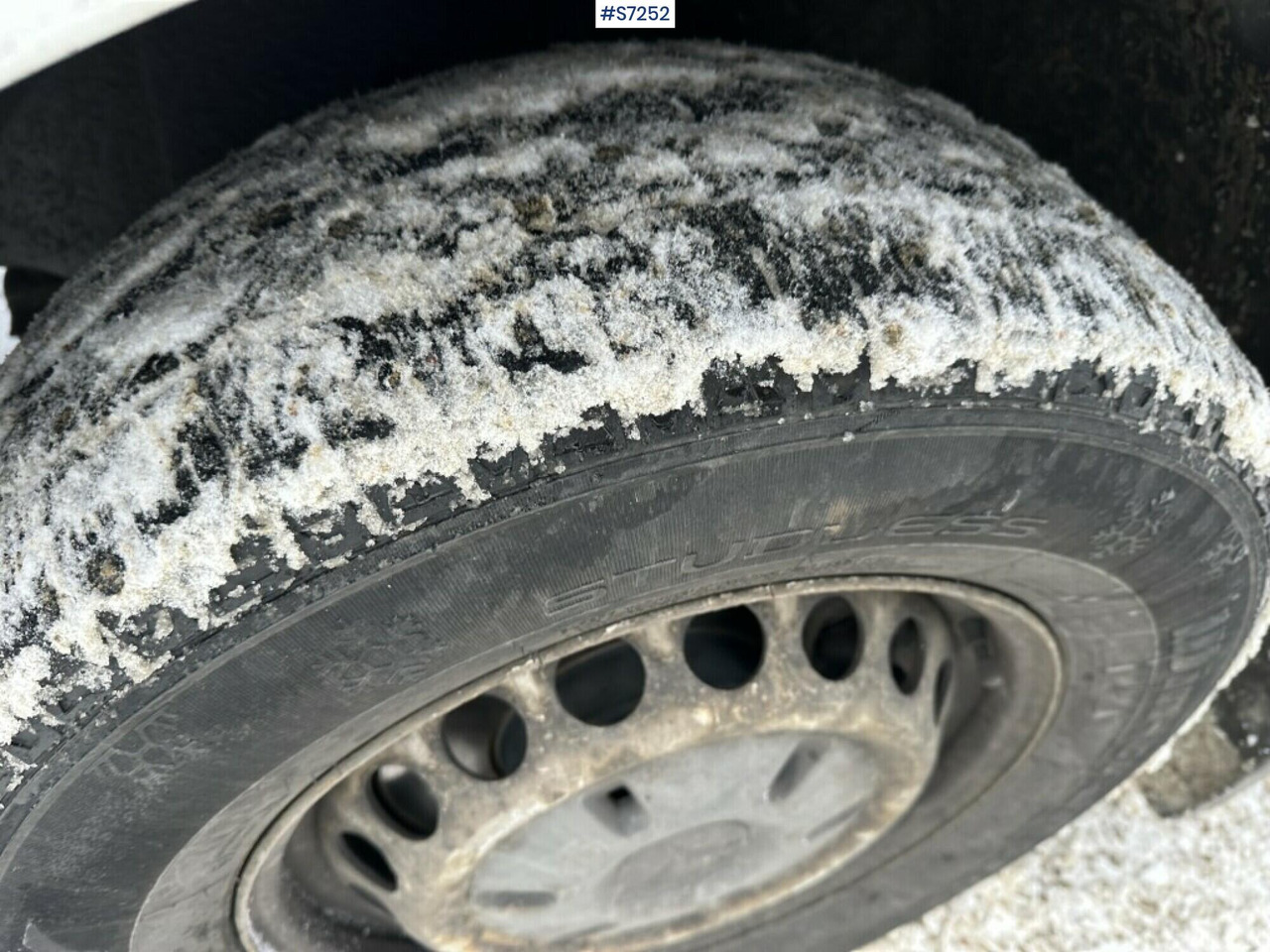 Dostavno vozilo sa zatvorenim sandukom Sprinter box truck Mercedes Benz  with Tailgate lift: slika 19