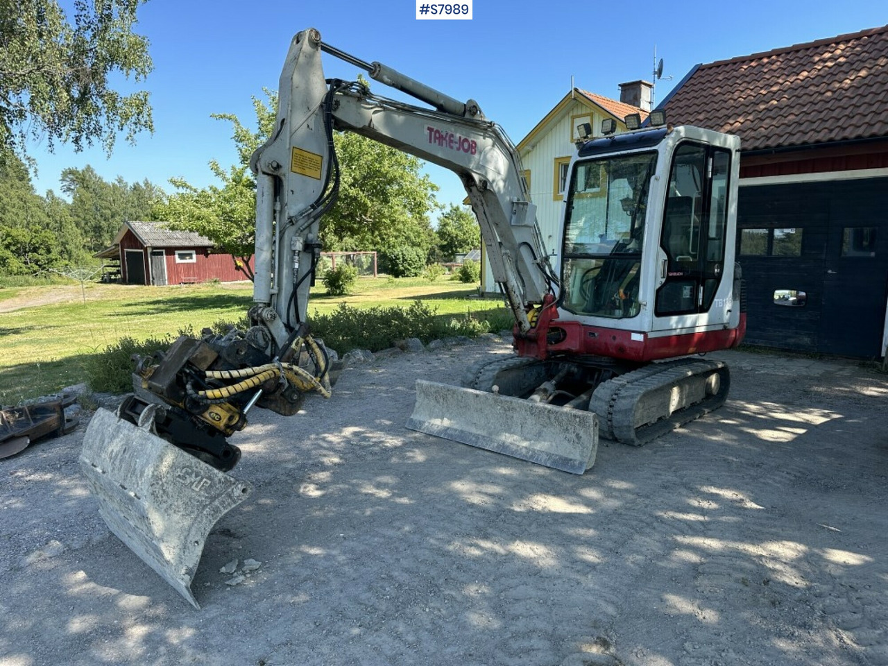 Take Job TB135 Mini excavator with Engcon tiltrotator and gears, See video - Bager: slika 1 Take Job TB135 Mini excavator with Engcon tiltrotator and gears, See video - Bager: slika 1
