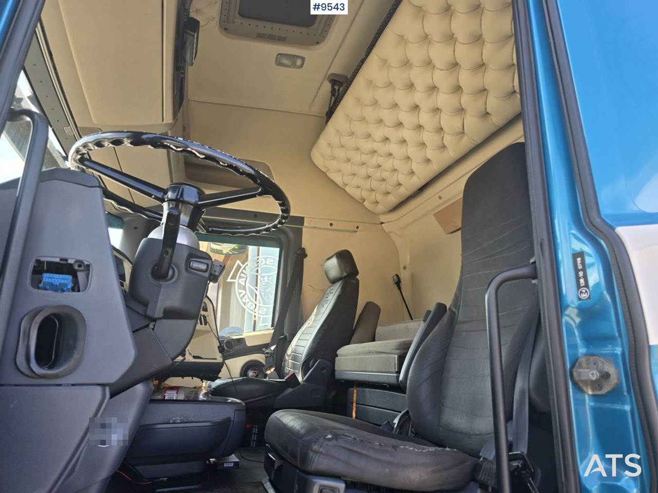 Scania R560 6x2 Tractor unit - Tegljač: slika 4 Scania R560 6x2 Tractor unit - Tegljač: slika 4