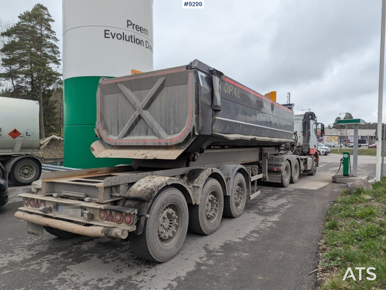 Tractor Unit Mercedes-Benz Arocs 3351 6x4 with tipper trailer - Tegljač: slika 4 Tractor Unit Mercedes-Benz Arocs 3351 6x4 with tipper trailer - Tegljač: slika 4