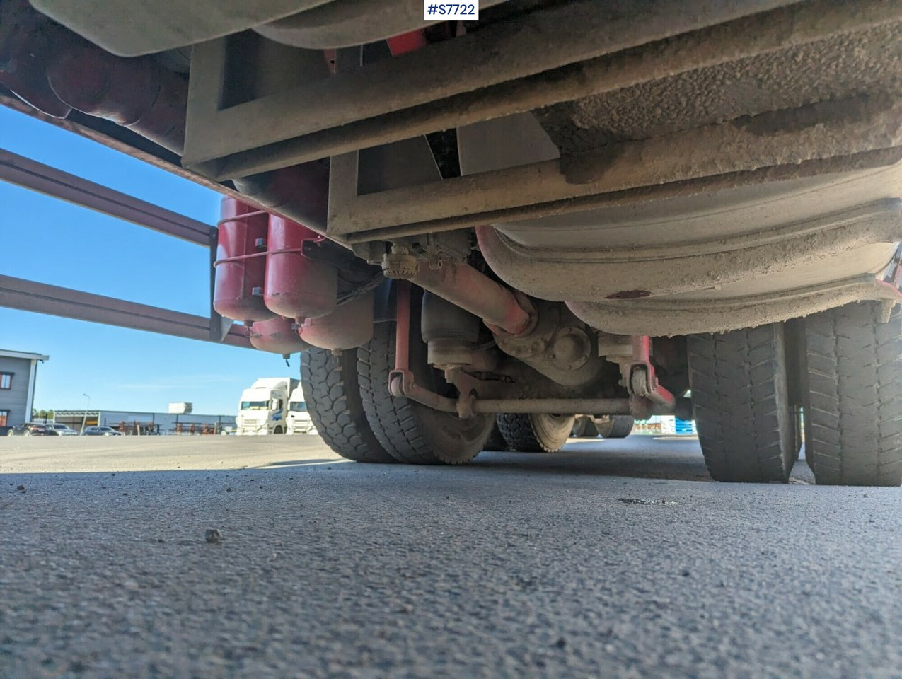 Tipper Truck DAF FAT XF530Z - Istovarivač: slika 4 Tipper Truck DAF FAT XF530Z - Istovarivač: slika 4