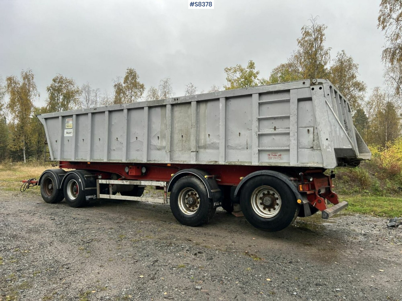 Tipper trailer, Fruehauf TP-87, 4-axles, Dump body Benalu - Prikolica istovarivača: slika 3 Tipper trailer, Fruehauf TP-87, 4-axles, Dump body Benalu - Prikolica istovarivača: slika 3
