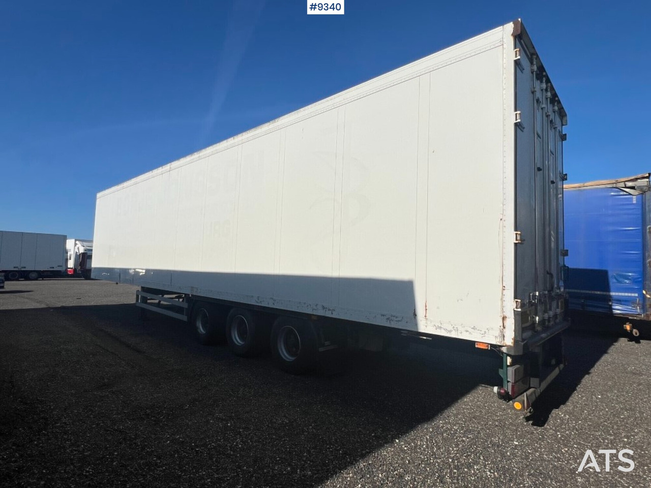 Trailer - SCHMITZ SKO 24 - Poluprikolica sa zatvorenim sandukom: slika 2 Trailer - SCHMITZ SKO 24 - Poluprikolica sa zatvorenim sandukom: slika 2
