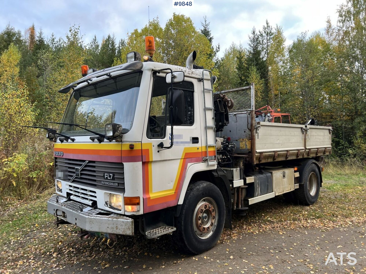 VOLVO FL7 4X2 Crane truck/Dump truck with Hiab071 crane - Istovarivač, Kamion sa dizalicom: slika 1 VOLVO FL7 4X2 Crane truck/Dump truck with Hiab071 crane - Istovarivač, Kamion sa dizalicom: slika 1