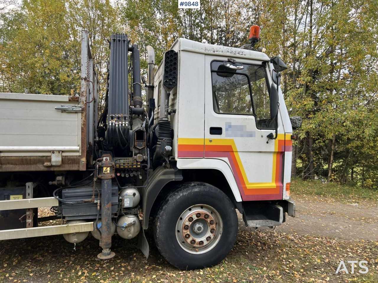 VOLVO FL7 4X2 Crane truck/Dump truck with Hiab071 crane - Istovarivač, Kamion sa dizalicom: slika 4 VOLVO FL7 4X2 Crane truck/Dump truck with Hiab071 crane - Istovarivač, Kamion sa dizalicom: slika 4