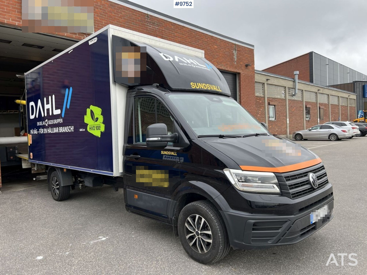 Volkswagen Crafter with tail lift - Dostavno vozilo sa zatvorenim sandukom: slika 2 Volkswagen Crafter with tail lift - Dostavno vozilo sa zatvorenim sandukom: slika 2