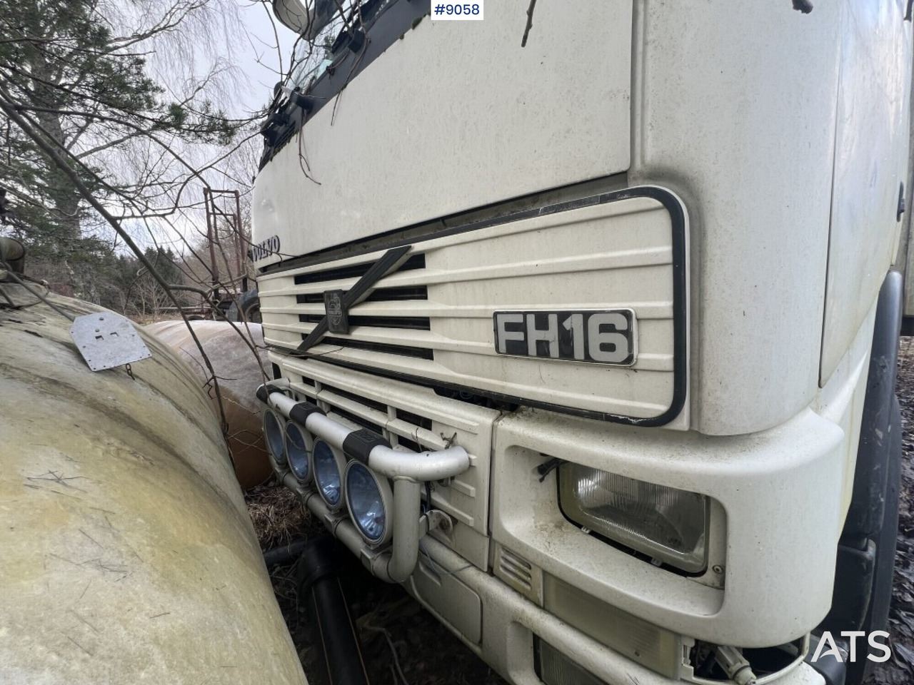 Volvo FH16 470 6X4 Laxo - REPOBJEKT Volvo FH16 470 6X4 Laxo - REPOBJEKT: slika 17