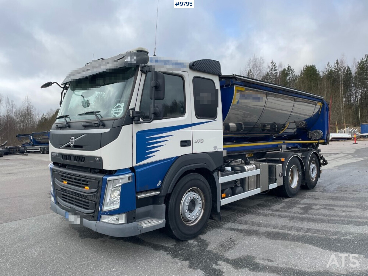 Volvo FM 370 6X2 Spreader truck - Istovarivač: slika 1 Volvo FM 370 6X2 Spreader truck - Istovarivač: slika 1