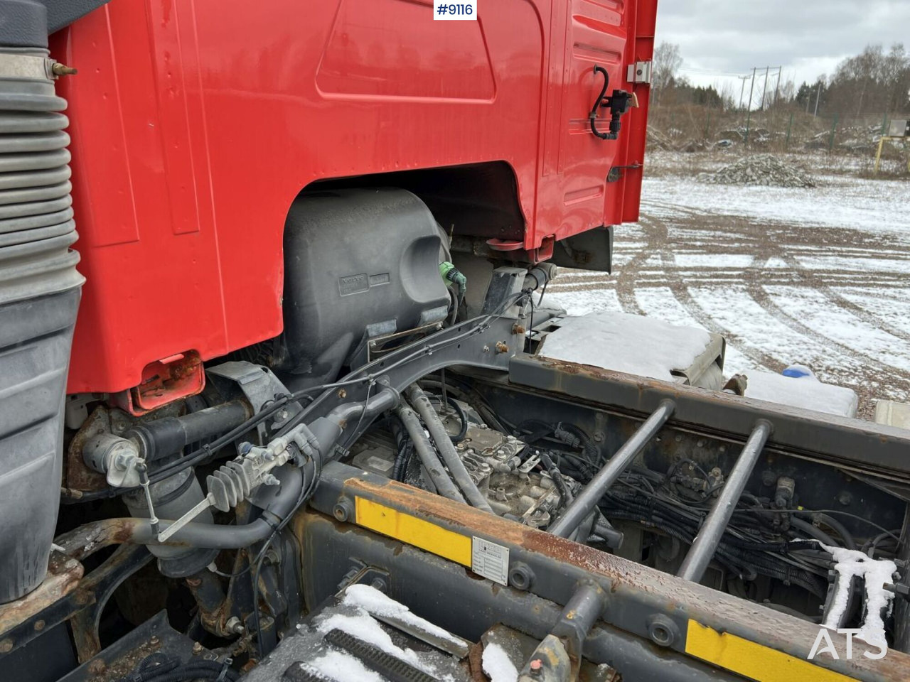 Volvo FM 6X2 Quick lock with concrete rotator (VIDEO) Volvo FM 6X2 Quick lock with concrete rotator (VIDEO): slika 15