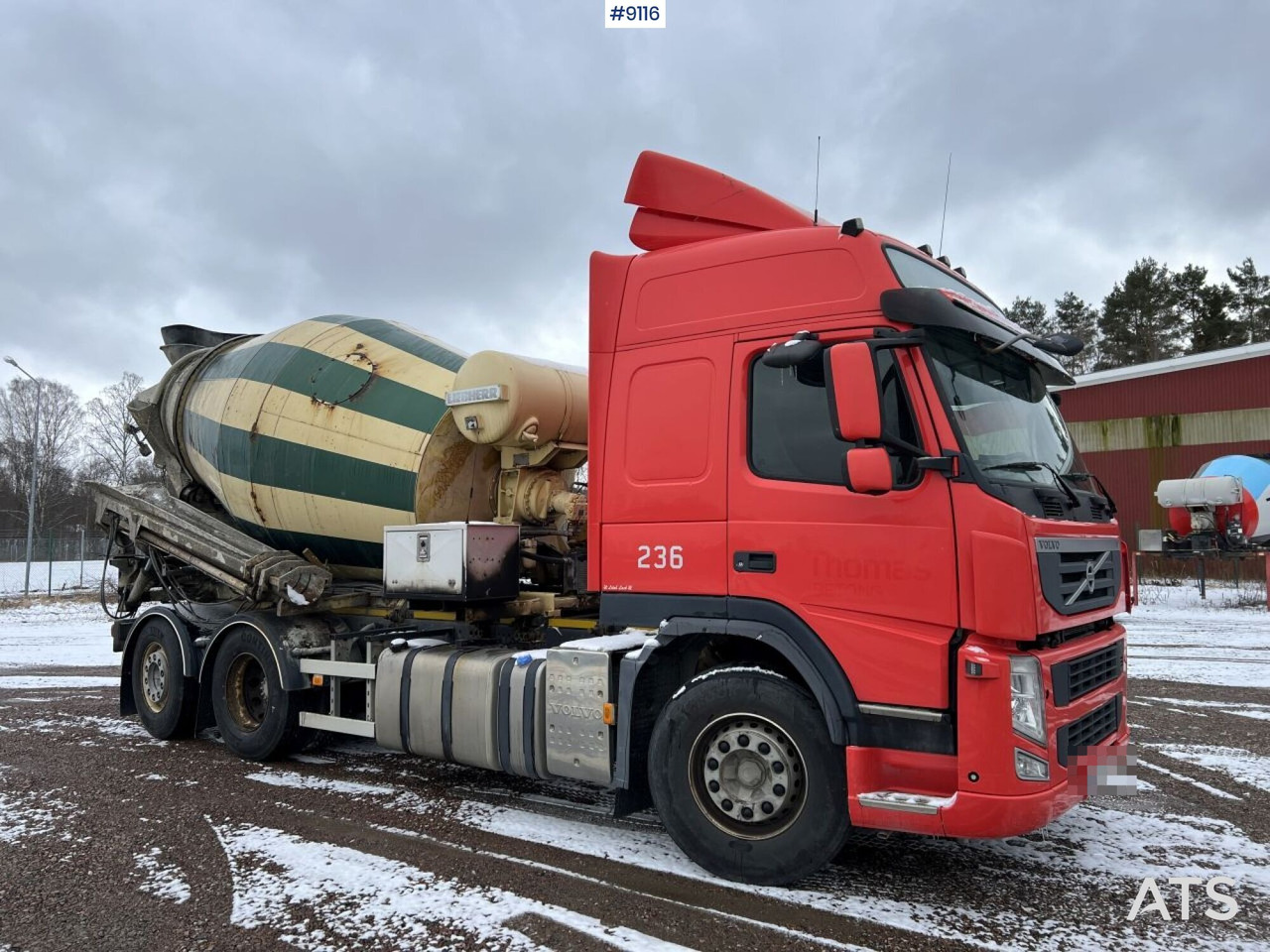 Volvo FM 6X2 Quick lock with concrete rotator (VIDEO) - Mikser za beton: slika 2 Volvo FM 6X2 Quick lock with concrete rotator (VIDEO) - Mikser za beton: slika 2