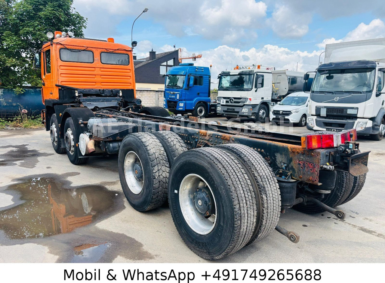 MAN E65 5-40 BL 8x4 *Retarder/Analog/AP/Tempomat/AHK - Kamion sa golom šasijom i zatvorenom kabinom: slika 3 MAN E65 5-40 BL 8x4 *Retarder/Analog/AP/Tempomat/AHK - Kamion sa golom šasijom i zatvorenom kabinom: slika 3