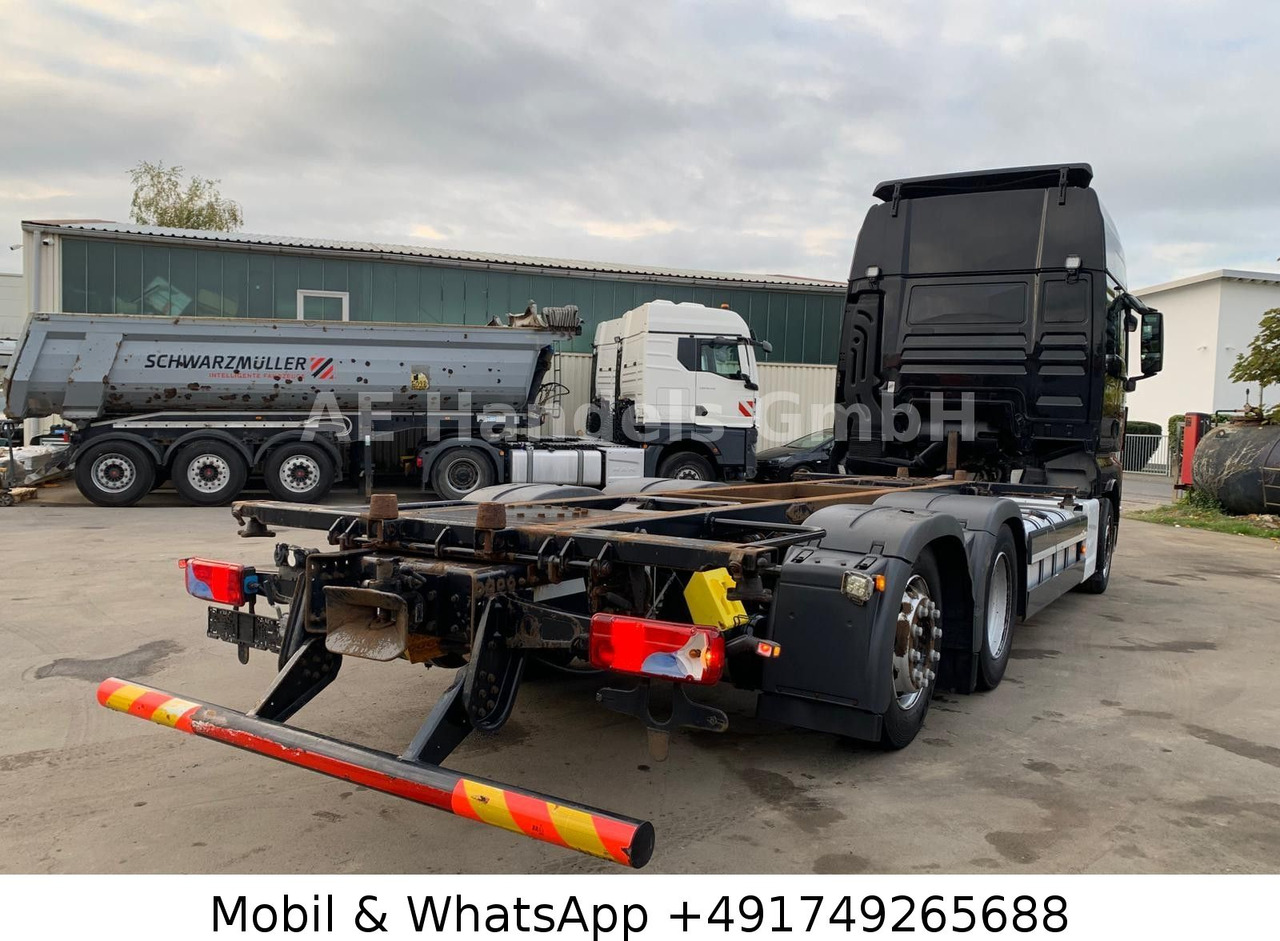MAN TGX 26.440 XXL BDF LL *Retarder/Multi/Lift/AHK - Kamion sa golom šasijom i zatvorenom kabinom: slika 3 MAN TGX 26.440 XXL BDF LL *Retarder/Multi/Lift/AHK - Kamion sa golom šasijom i zatvorenom kabinom: slika 3