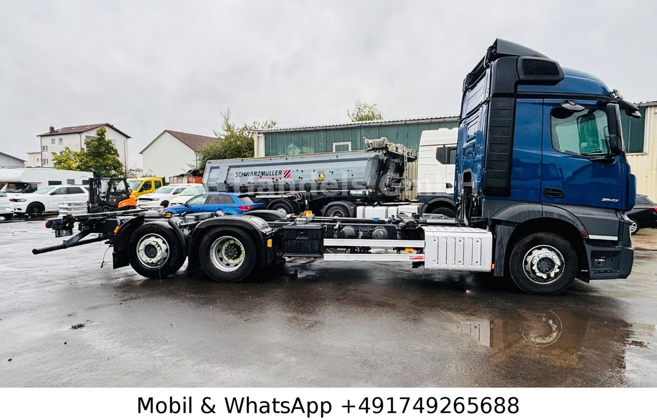 Mercedes-Benz Actros IV 2542 L StreamSpace BDF *Retarder/Lift - Kamion za prevoz kontejnera/ Kamion sa promenjivim sandukom: slika 2 Mercedes-Benz Actros IV 2542 L StreamSpace BDF *Retarder/Lift - Kamion za prevoz kontejnera/ Kamion sa promenjivim sandukom: slika 2