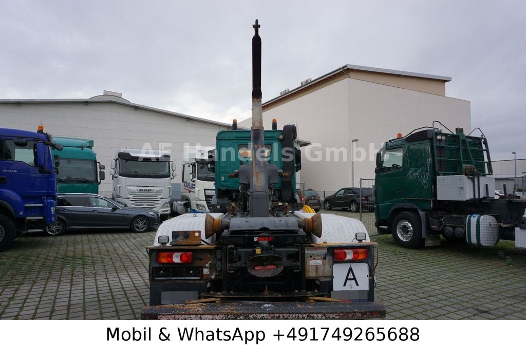 Mercedes-Benz Arocs IV 3348 M BB 6x4 Hiab-XR-21-S-56 *Retarder - Kamion sa hidrauličnom kukom: slika 4 Mercedes-Benz Arocs IV 3348 M BB 6x4 Hiab-XR-21-S-56 *Retarder - Kamion sa hidrauličnom kukom: slika 4