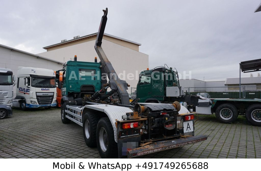 Mercedes-Benz Arocs IV 3348 M BB 6x4 Hiab-XR-21-S-56 *Retarder - Kamion sa hidrauličnom kukom: slika 5 Mercedes-Benz Arocs IV 3348 M BB 6x4 Hiab-XR-21-S-56 *Retarder - Kamion sa hidrauličnom kukom: slika 5