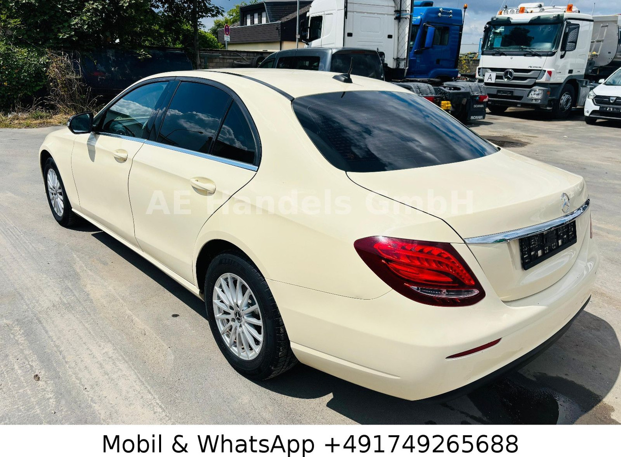 Mercedes-Benz E 220 d *Leder / Sitzheizung / Tempomat - Limuzina: slika 5 Mercedes-Benz E 220 d *Leder / Sitzheizung / Tempomat - Limuzina: slika 5