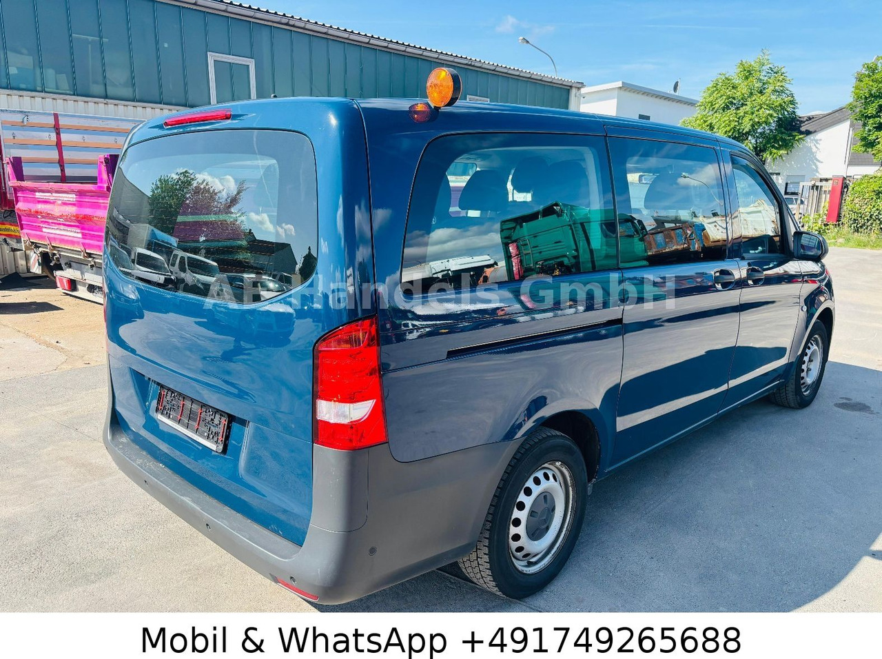 Mercedes-Benz Vito Tourer 113 CDI *Manual/PDC/Tempomat/8+1 - Putnički kombi: slika 4 Mercedes-Benz Vito Tourer 113 CDI *Manual/PDC/Tempomat/8+1 - Putnički kombi: slika 4