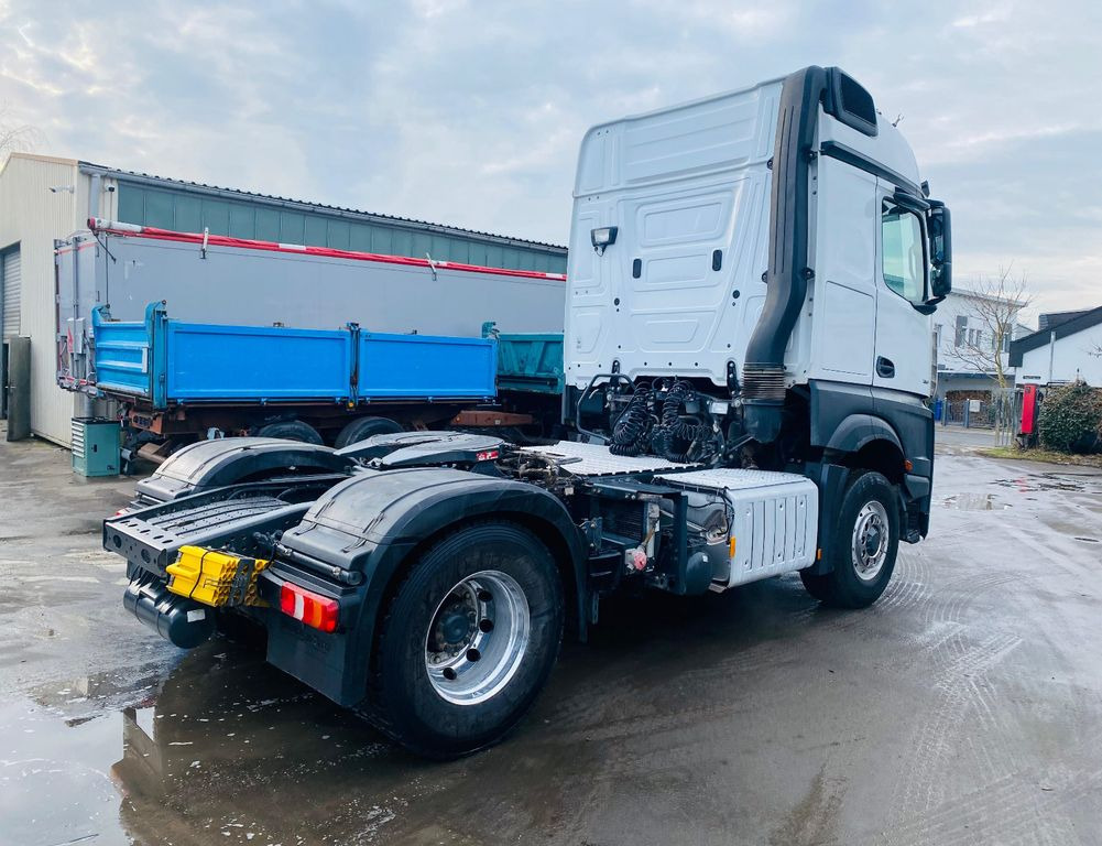 Mercedes-Benz Actros IV 1851 BL 4x4 HAD*Retarder/Hydr./ACC/LDW - Tegljač: slika 5 Mercedes-Benz Actros IV 1851 BL 4x4 HAD*Retarder/Hydr./ACC/LDW - Tegljač: slika 5