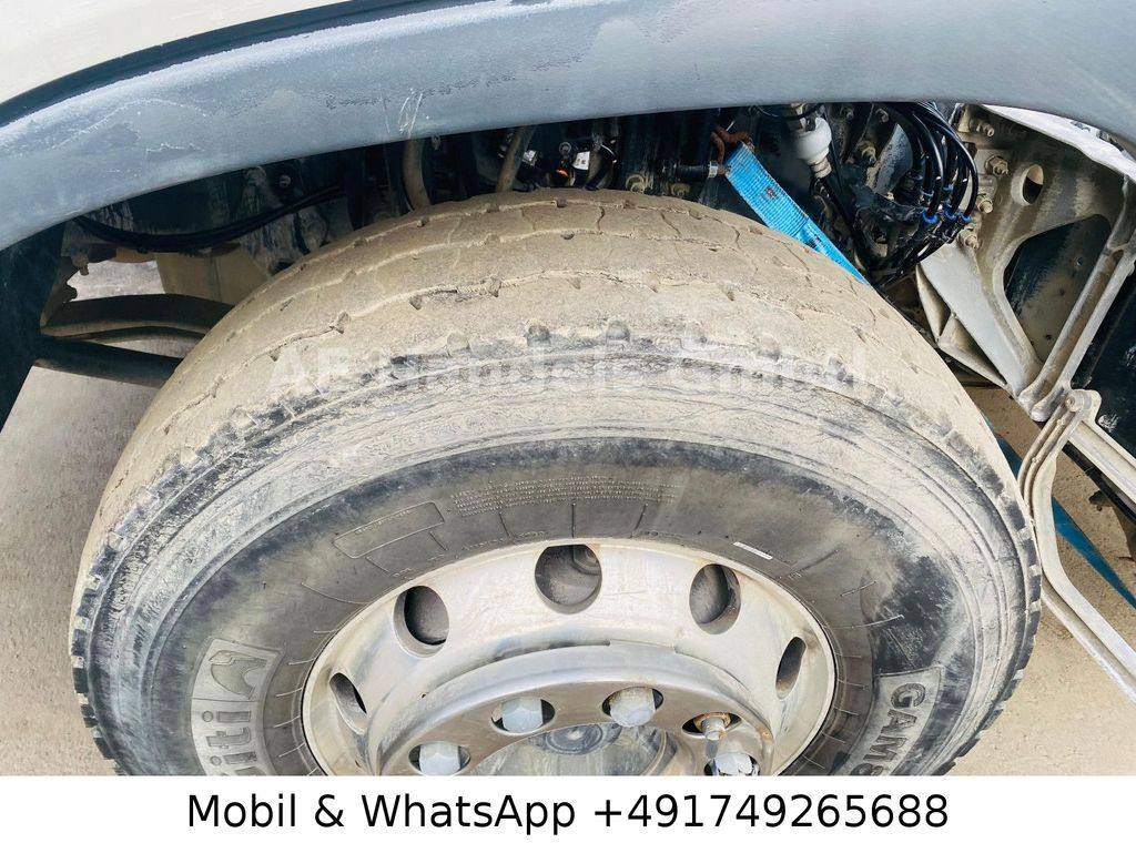 Tegljač Volvo FMX 500 BL *NEW-MODEL/Hydr./LDW/LED/Alcoa Volvo FMX 500 BL *VEB+/2-Kreis-Hydr./LDW/LED/Alcoa: slika 13 Tegljač Volvo FMX 500 BL *NEW-MODEL/Hydr./LDW/LED/Alcoa Volvo FMX 500 BL *VEB+/2-Kreis-Hydr./LDW/LED/Alcoa: slika 13