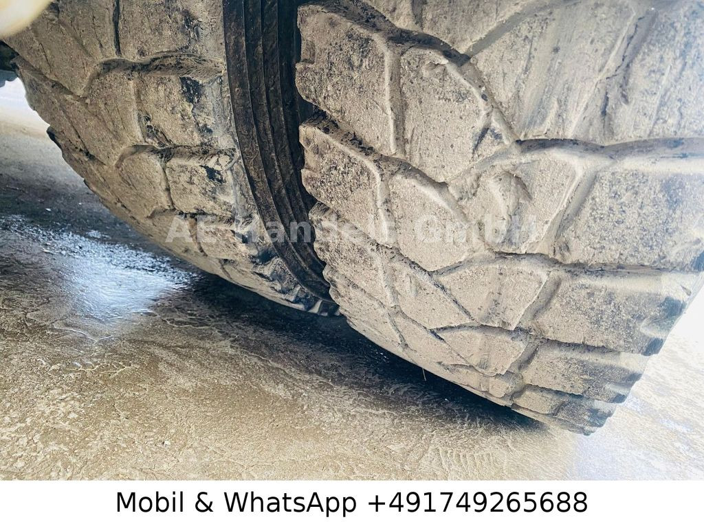 Tegljač Volvo FMX 500 BL *NEW-MODEL/Hydr./LDW/LED/Alcoa Volvo FMX 500 BL *VEB+/2-Kreis-Hydr./LDW/LED/Alcoa: slika 14 Tegljač Volvo FMX 500 BL *NEW-MODEL/Hydr./LDW/LED/Alcoa Volvo FMX 500 BL *VEB+/2-Kreis-Hydr./LDW/LED/Alcoa: slika 14