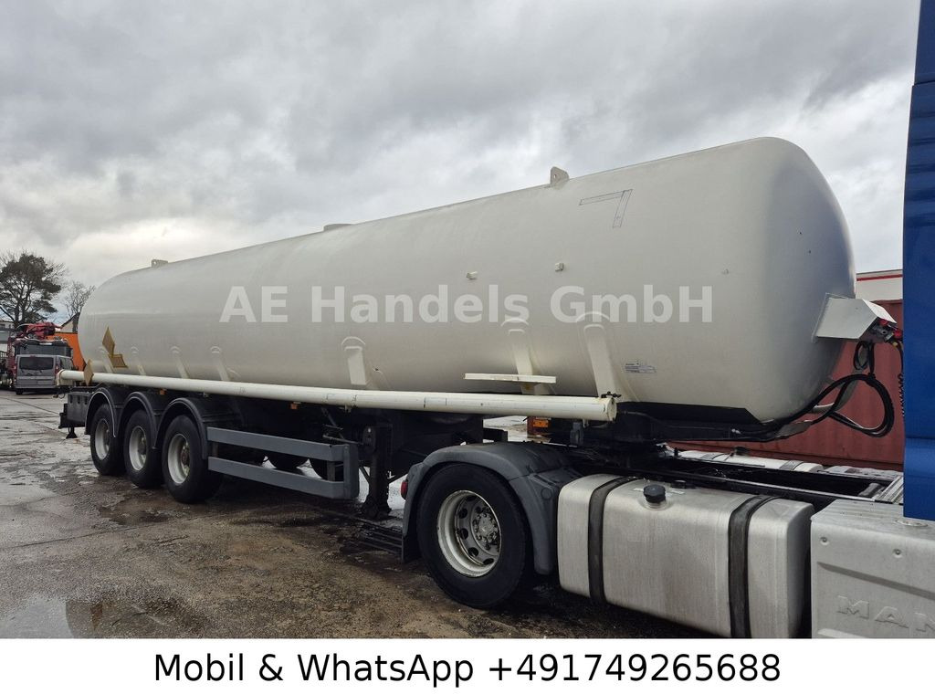 Willig *ADR/40.000Liter/Kerosin/Diesel/Benzin - Poluprikolica cisterna: slika 1 Willig *ADR/40.000Liter/Kerosin/Diesel/Benzin - Poluprikolica cisterna: slika 1