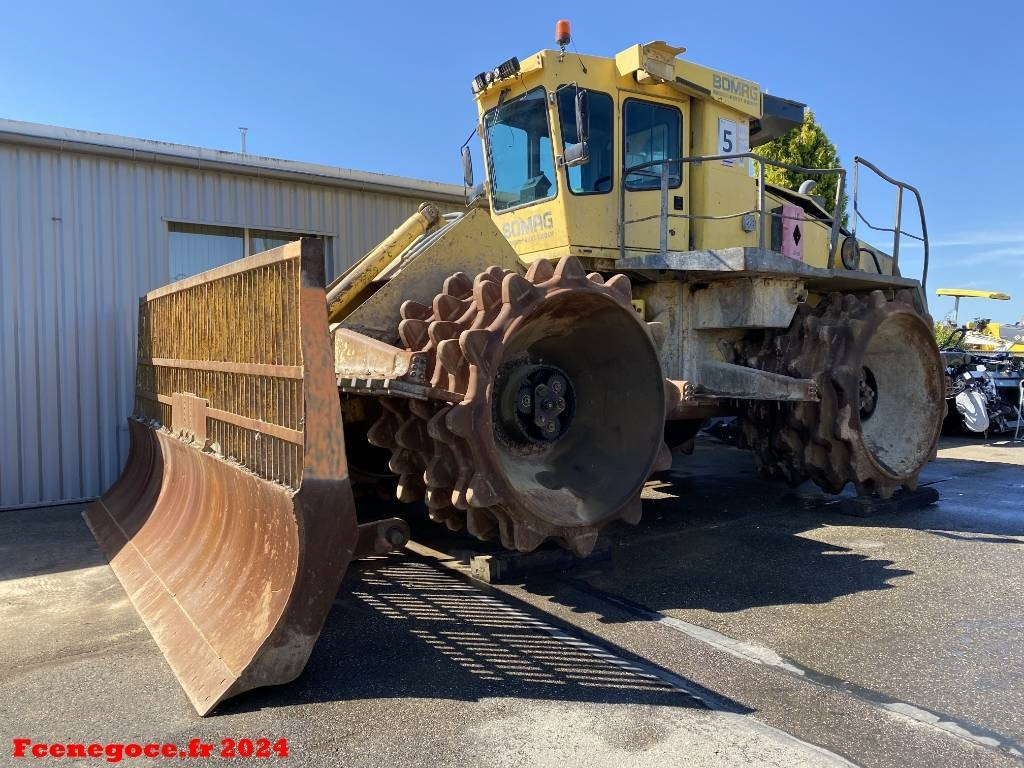 Bomag 1172 RB-2 1er Main / Origine Française - Nabijač: slika 1 Bomag 1172 RB-2 1er Main / Origine Française - Nabijač: slika 1