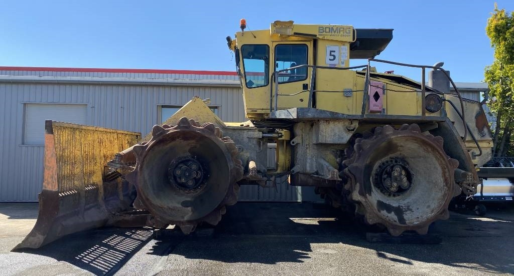 Bomag 1172 RB-2 1er Main / Origine Française - Nabijač: slika 2 Bomag 1172 RB-2 1er Main / Origine Française - Nabijač: slika 2