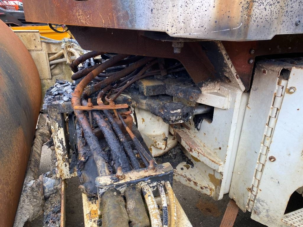 Kompaktor CAT CS-563E Origine Française /Certificat CE endommagé: slika 23