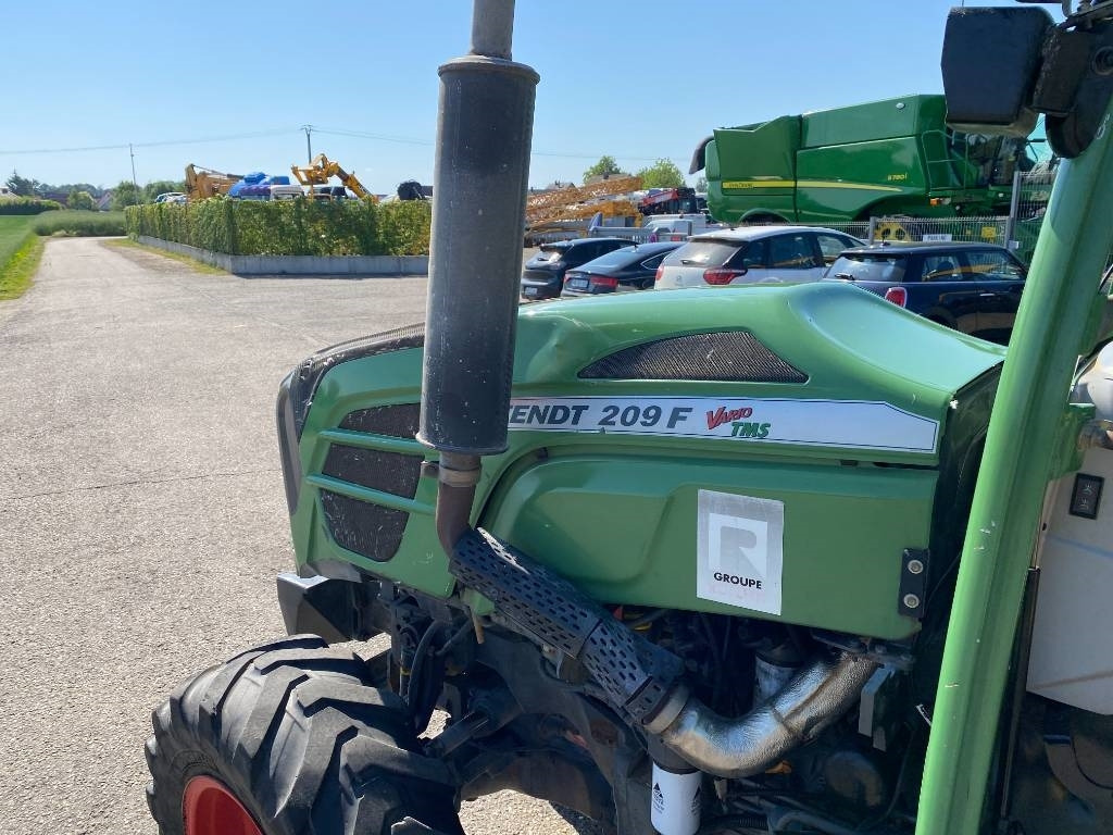 Traktor Fendt 209F Vario TMS 1er Main endommagé: slika 29