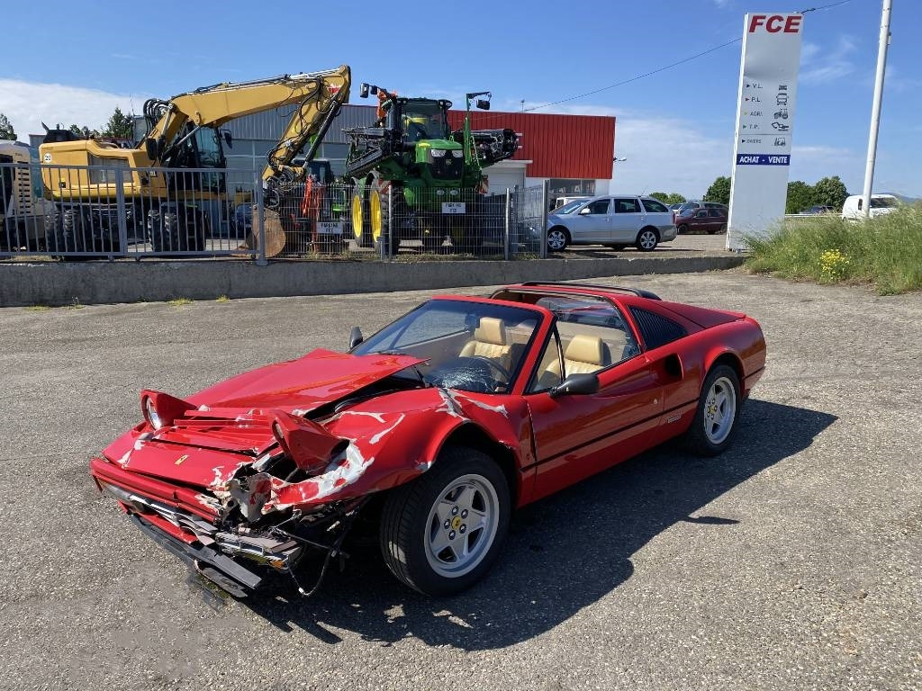 Ferrari 328 GTS / Origine Française endommagé - Automobil: slika 2 Ferrari 328 GTS / Origine Française endommagé - Automobil: slika 2