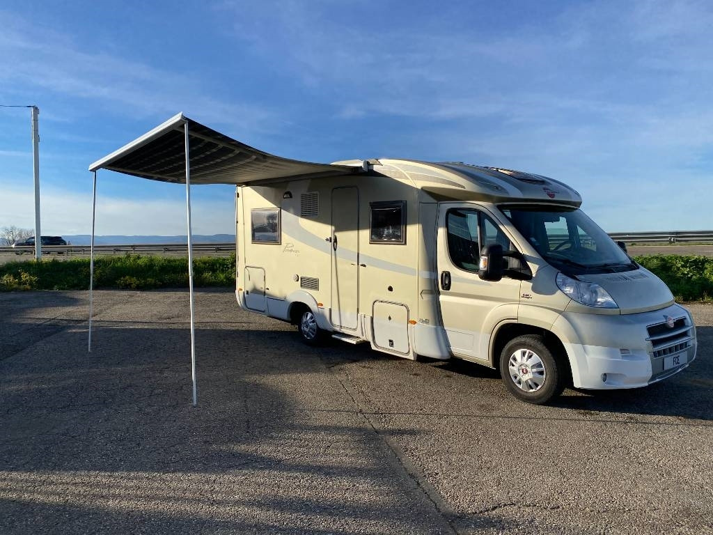 Fiat BURSTNER Privilège T615-DUCATO 130 M/Jet endommagé - Poluintegrisani kamper: slika 4 Fiat BURSTNER Privilège T615-DUCATO 130 M/Jet endommagé - Poluintegrisani kamper: slika 4