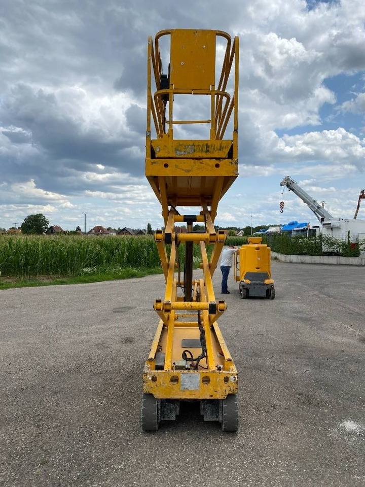 Haulotte Compact 8 - Lift u obliku makaza: slika 5 Haulotte Compact 8 - Lift u obliku makaza: slika 5