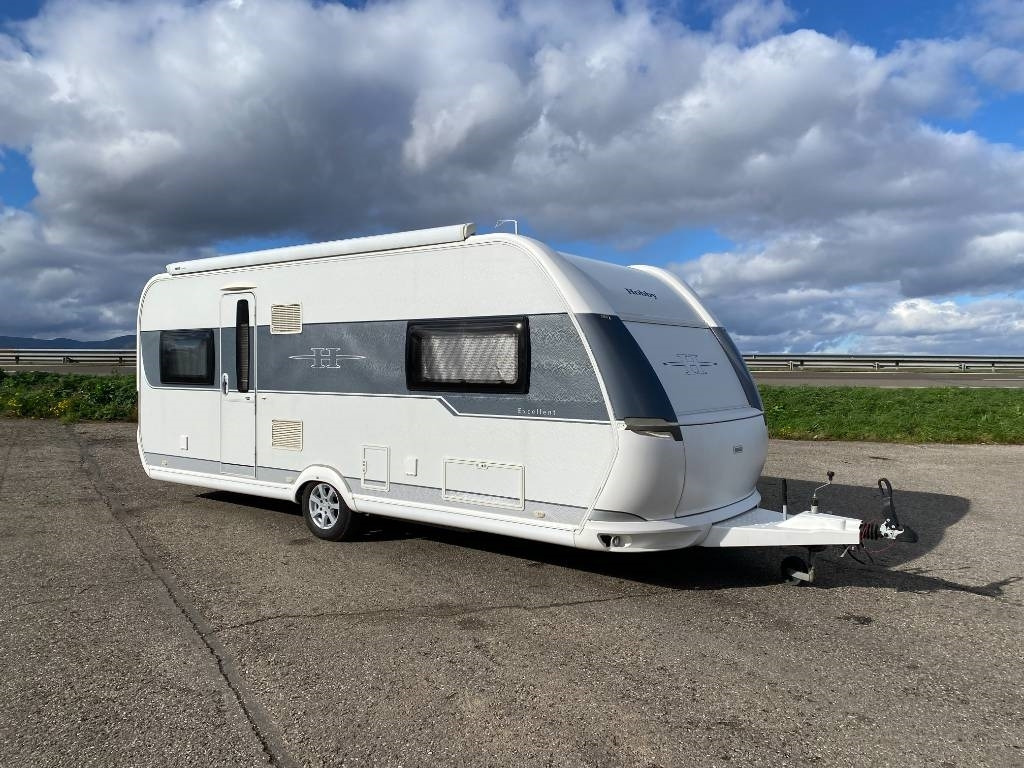 Hobby EXCELLENT 560 endommagée - Kamp prikolica: slika 3 Hobby EXCELLENT 560 endommagée - Kamp prikolica: slika 3